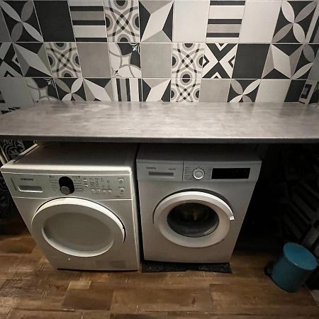 T2 Bis Cosy Proche Gare Apartamento Lourdes Exterior foto