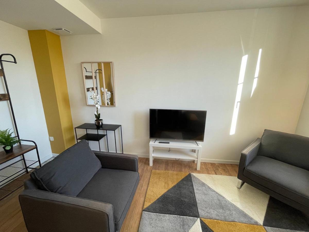 T2 Bis Cosy Proche Gare Apartamento Lourdes Exterior foto